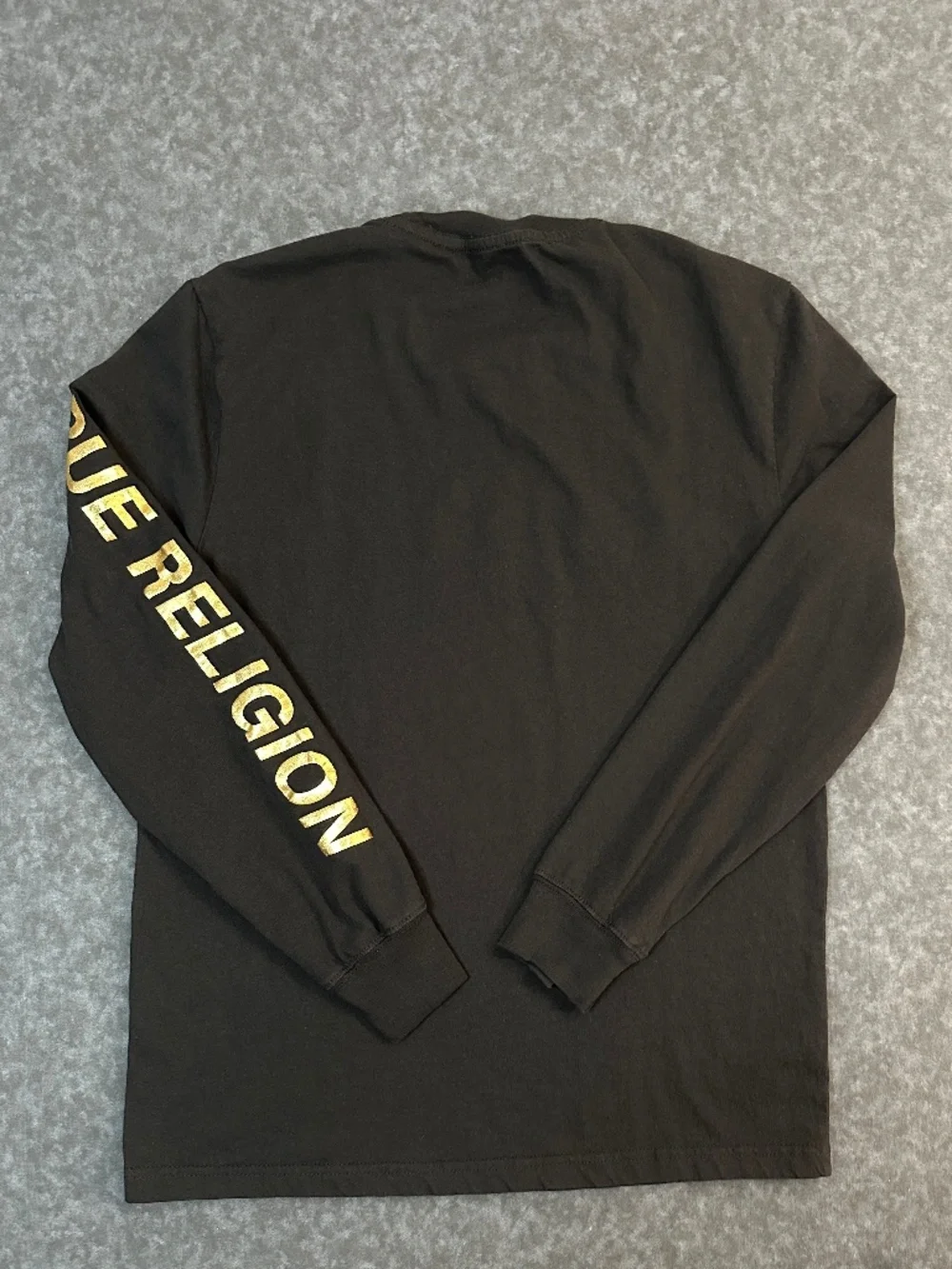 True Religion Long Sleeve Black and Gold T Shirt Size Small